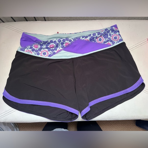 Lululemon athletica Black and Purple Speed Shorts - Picture 1 of 4
